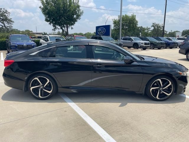 Used 2019 Honda Accord Sport image 2
