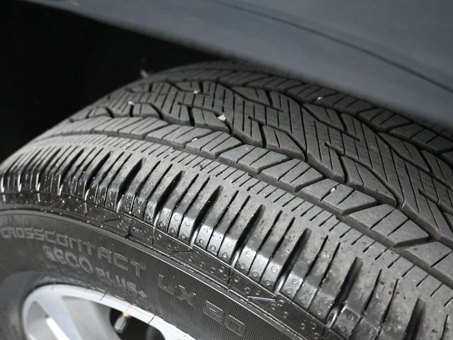 Used 2019 Chevrolet Traverse Premier AWD/4WD image 13