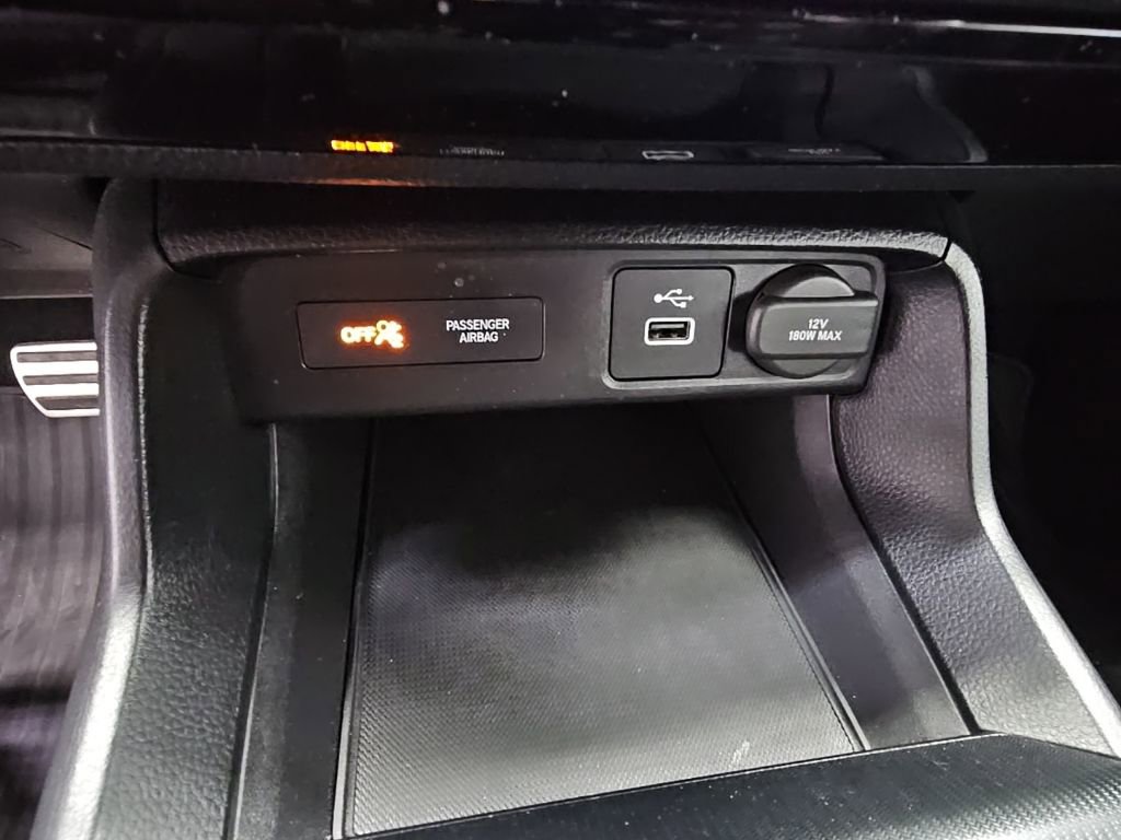 Used 2023 Honda Civic Sport image 18