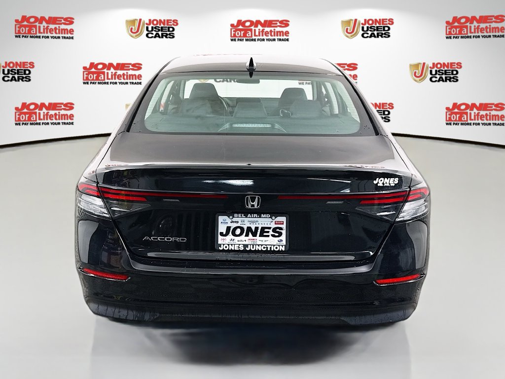 Used 2023 Honda Accord EX image 15