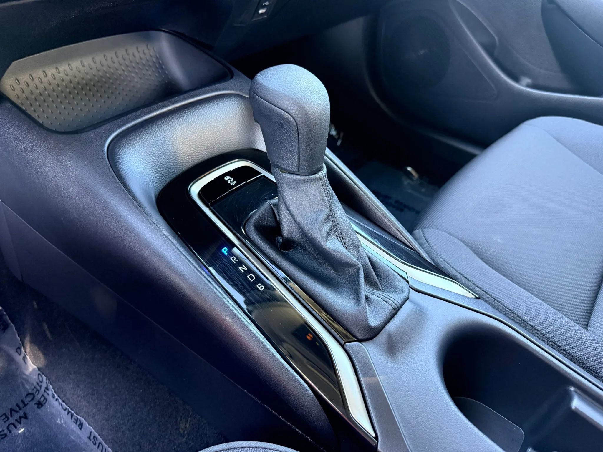 Used 2026 Toyota Corolla LE image 18