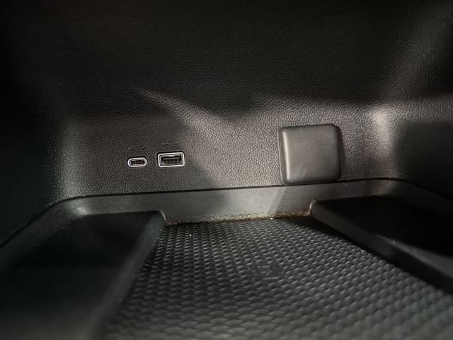 Certified 2024 Chevrolet Traverse RS image 34