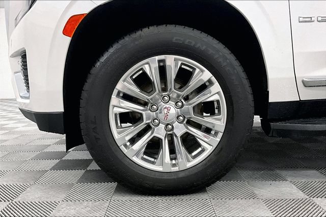 Used 2024 GMC Yukon XL Denali AWD/4WD image 10