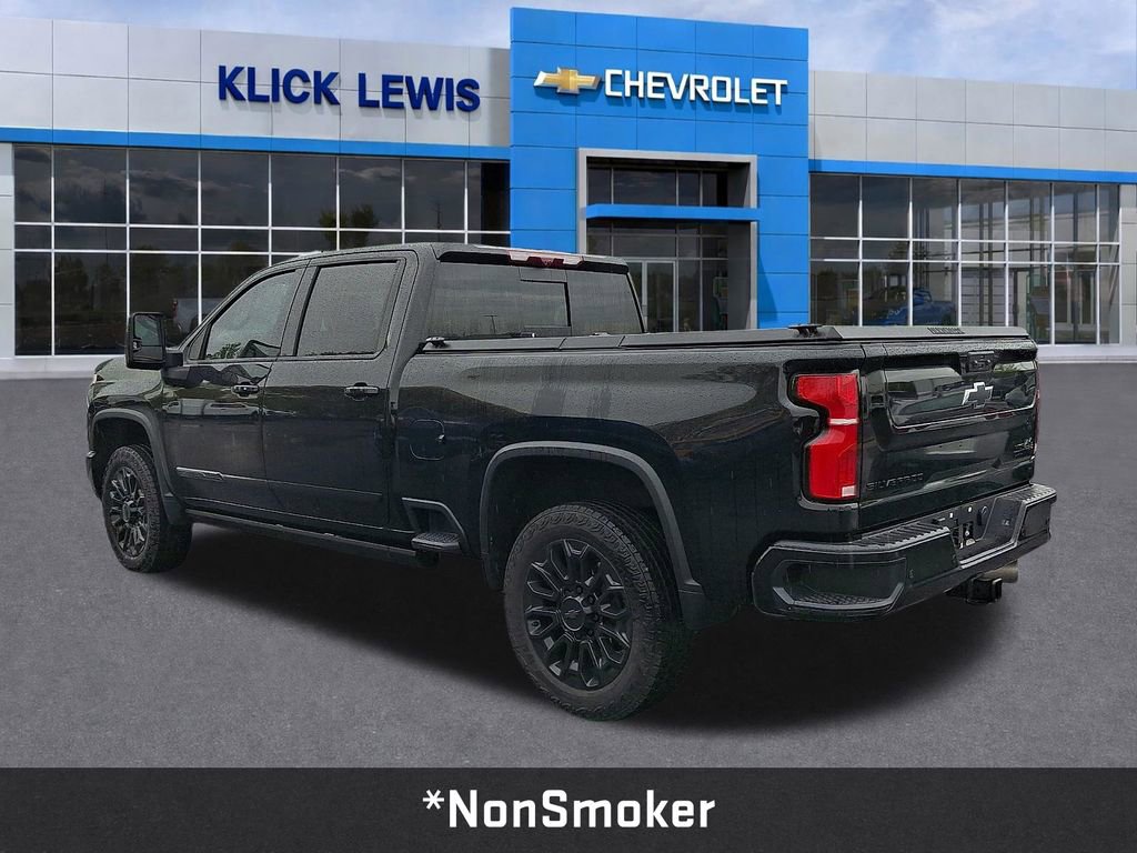 Used 2025 Chevrolet Silverado 2500 High Country w/ Midnight Edition image 5
