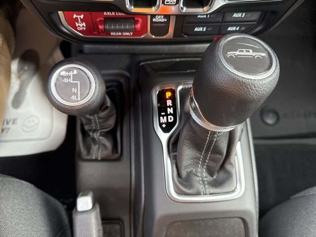 New 2025 Jeep Gladiator Sport AWD/4WD image 46