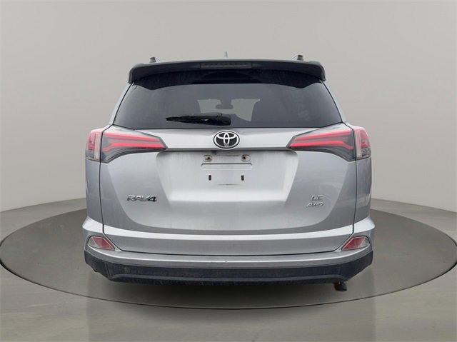 Used 2018 Toyota RAV4 LE image 6