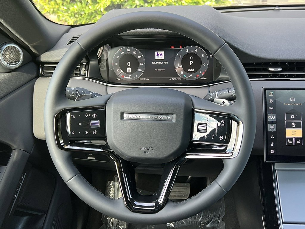 Used 2025 Land Rover Range Rover Evoque S image 37