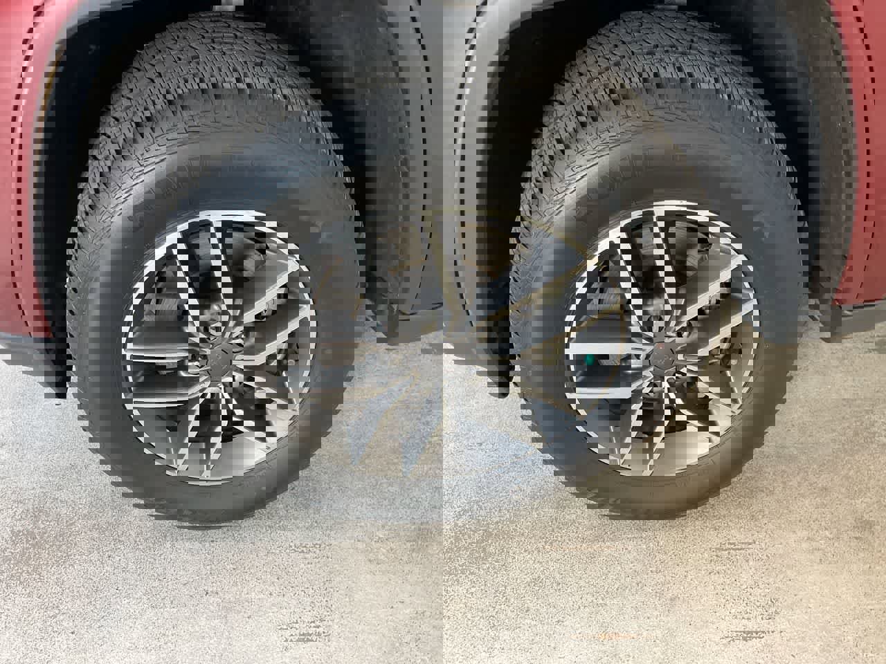 Used 2022 Jeep Grand Cherokee Limited image 10