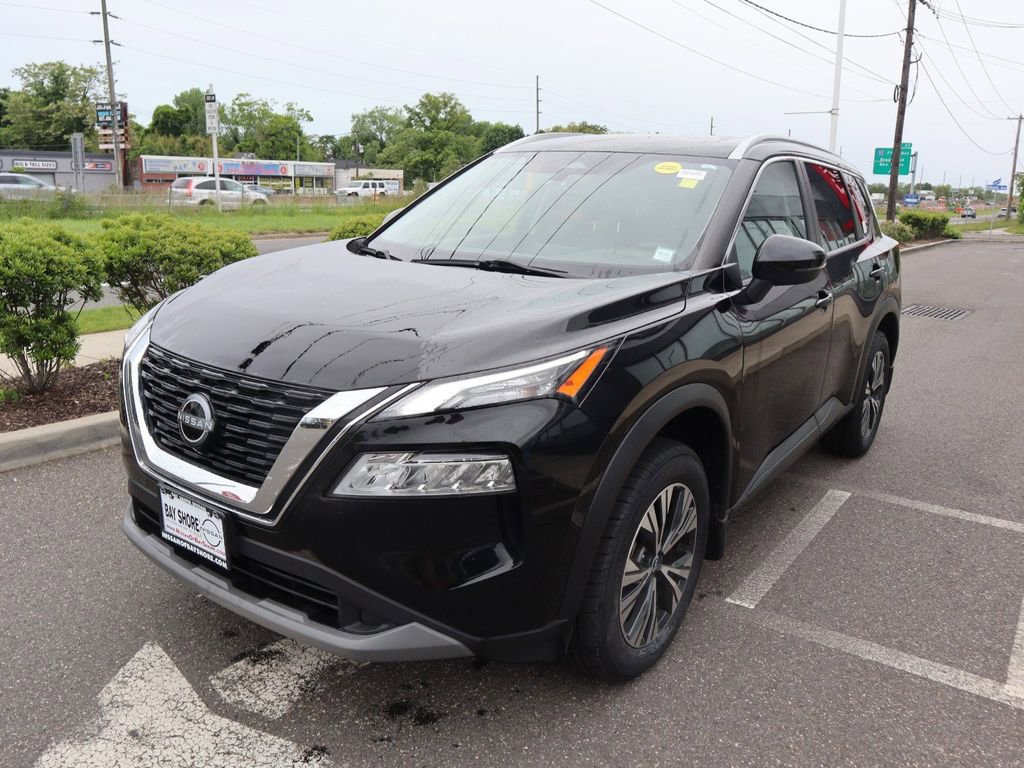Certified 2022 Nissan Rogue SV w/ SV Premium Package image 9