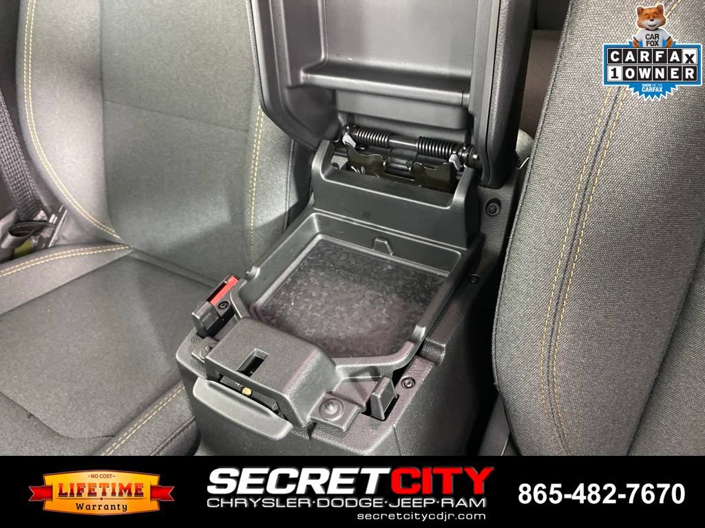 Used 2024 Jeep Wrangler Unlimited AWD/4WD image 25