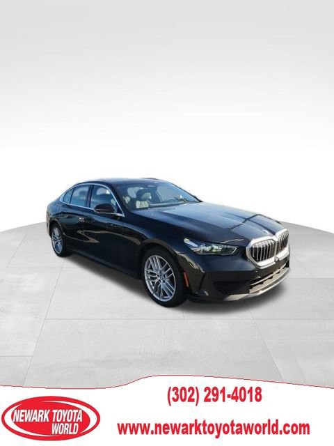 Used 2025 BMW 540i xDrive image 1