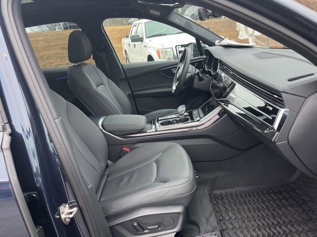 Used 2025 Audi Q7 2.0T Premium w/ Convenience Plus Package image 40