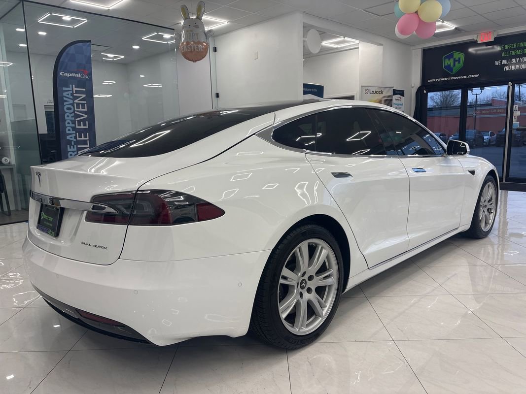 Used 2020 Tesla Model S Long Range Plus image 12