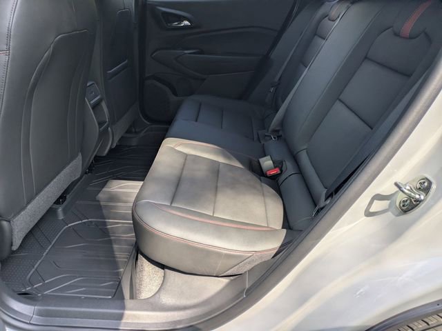 New 2026 Chevrolet Trax RS w/ Sunroof Package FWD image 25