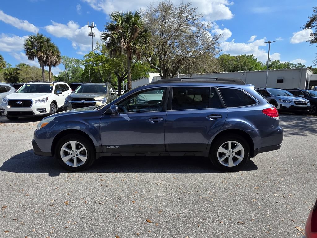 Used 2013 Subaru Outback 2.5i Premium w/ Popular Pkg 3 AWD/4WD image 5