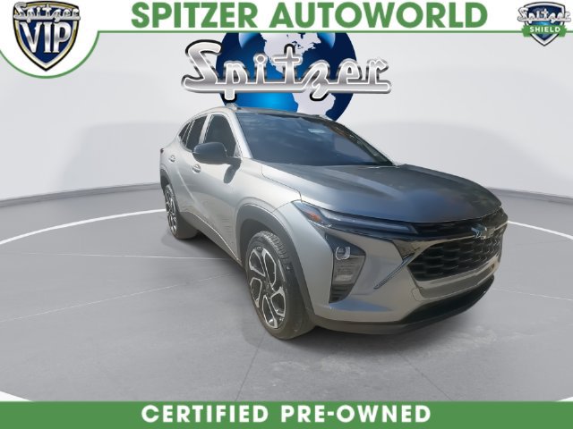 Used 2024 Chevrolet Trax RS w/ Driver Confidence Package FWD image 3