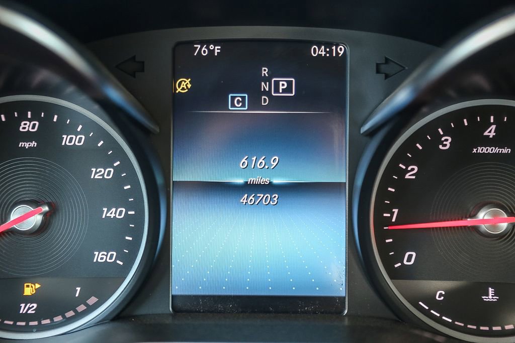 Used 2021 Mercedes-Benz GLC 300 4MATIC image 23