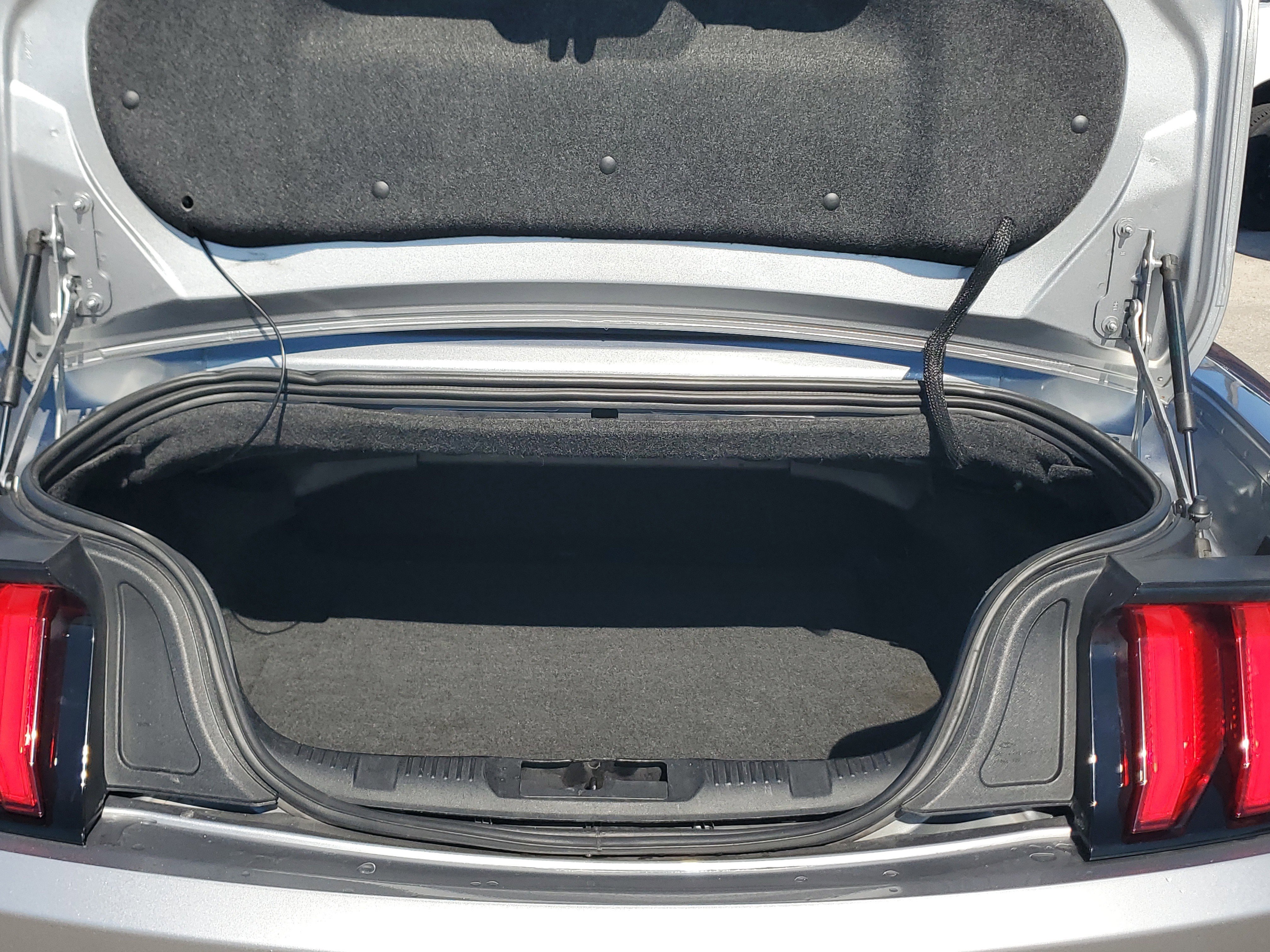 Used 2023 Ford Mustang Premium RWD image 10