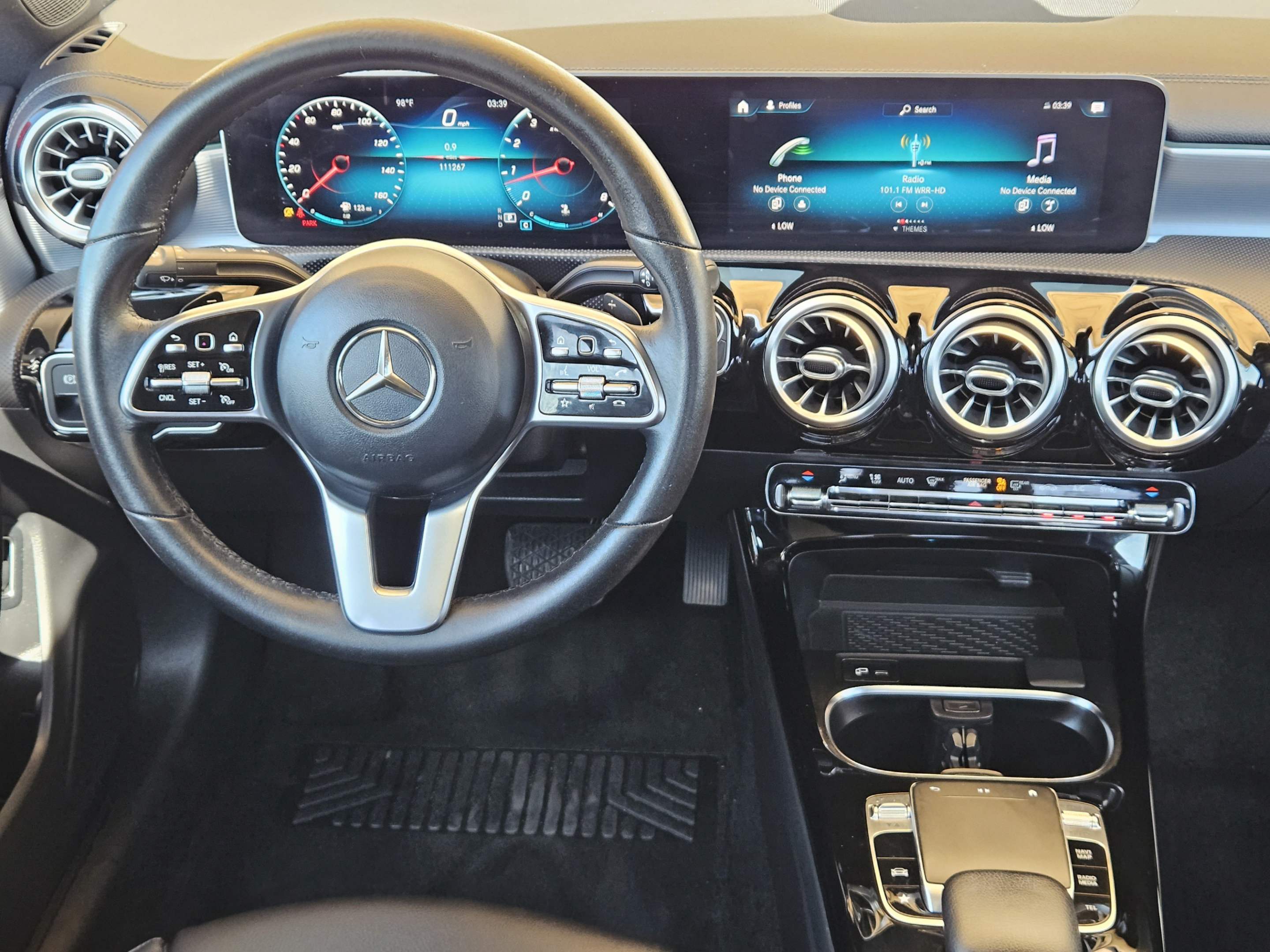 Used 2020 Mercedes-Benz CLA 250 image 21