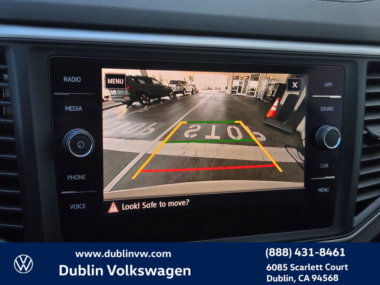 Certified 2020 Volkswagen Atlas SE w/ Panoramic Sunroof Package FWD image 16