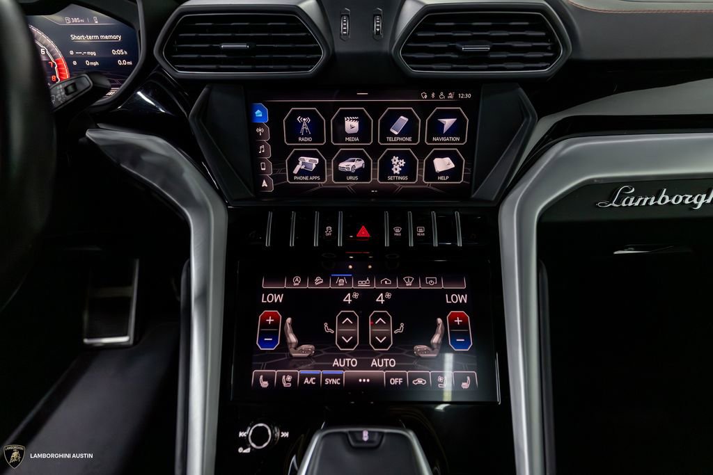 Used 2019 Lamborghini Urus AWD/4WD image 29