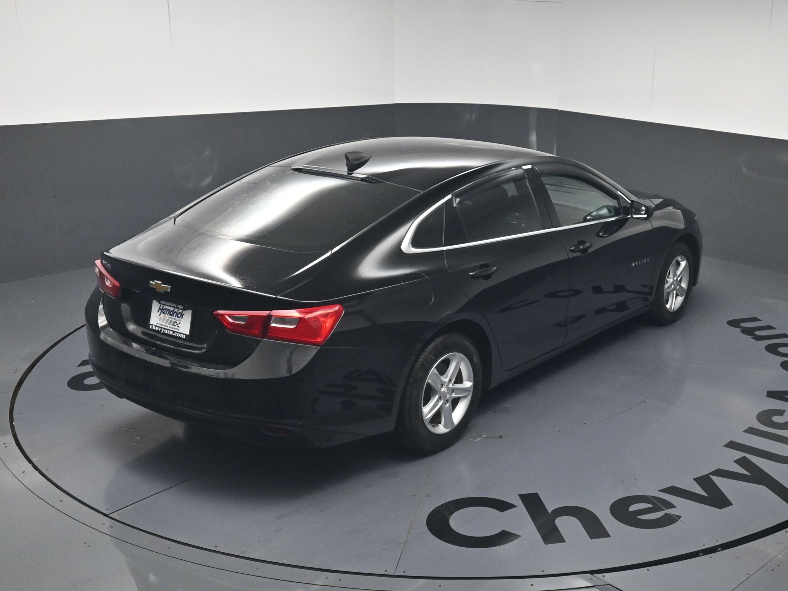 Used 2020 Chevrolet Malibu LS FWD image 17