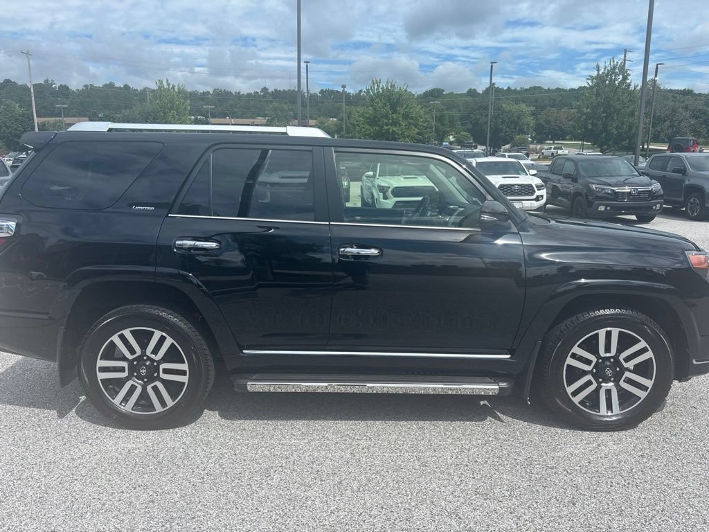 Used 2017 Toyota 4Runner Limited AWD/4WD image 2