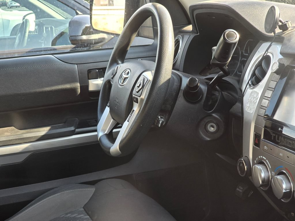 Used 2020 Toyota Tundra SR5 AWD/4WD image 16