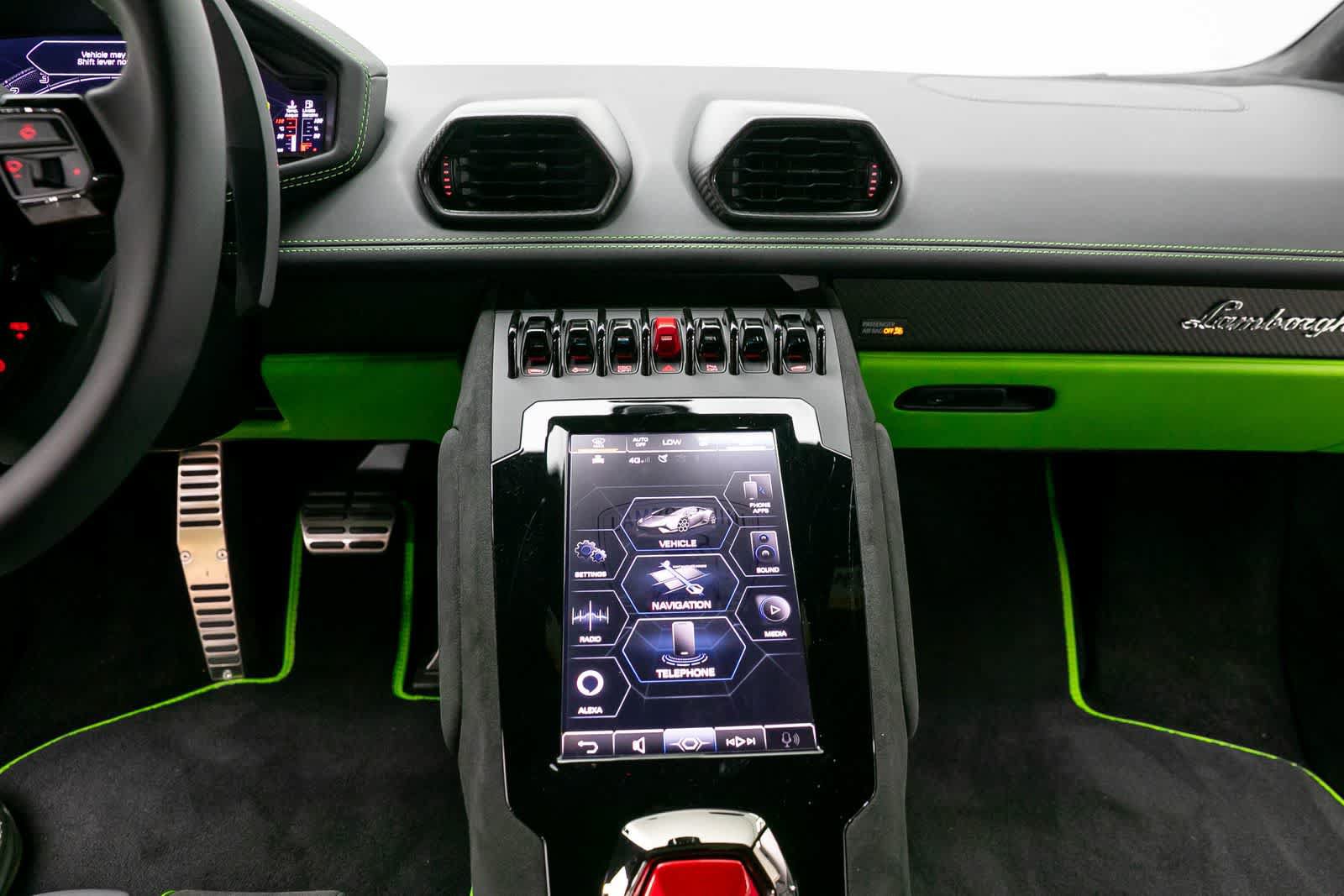 Used 2024 Lamborghini Huracan Tecnica RWD image 10
