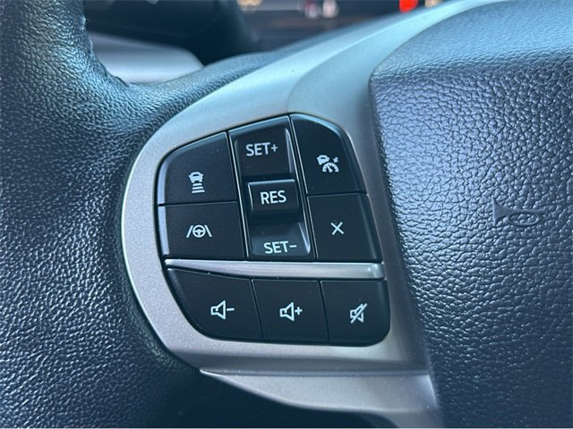 Used 2022 Ford Explorer XLT w/ Equipment Group 202A image 28
