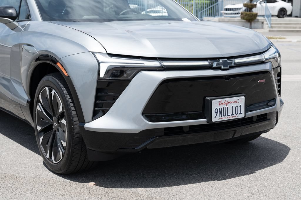 Used 2024 Chevrolet Blazer EV RS RWD image 9