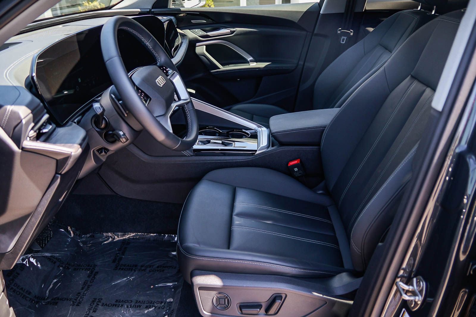 Certified 2025 Audi Q5 Premium Plus w/ Premium Plus image 21