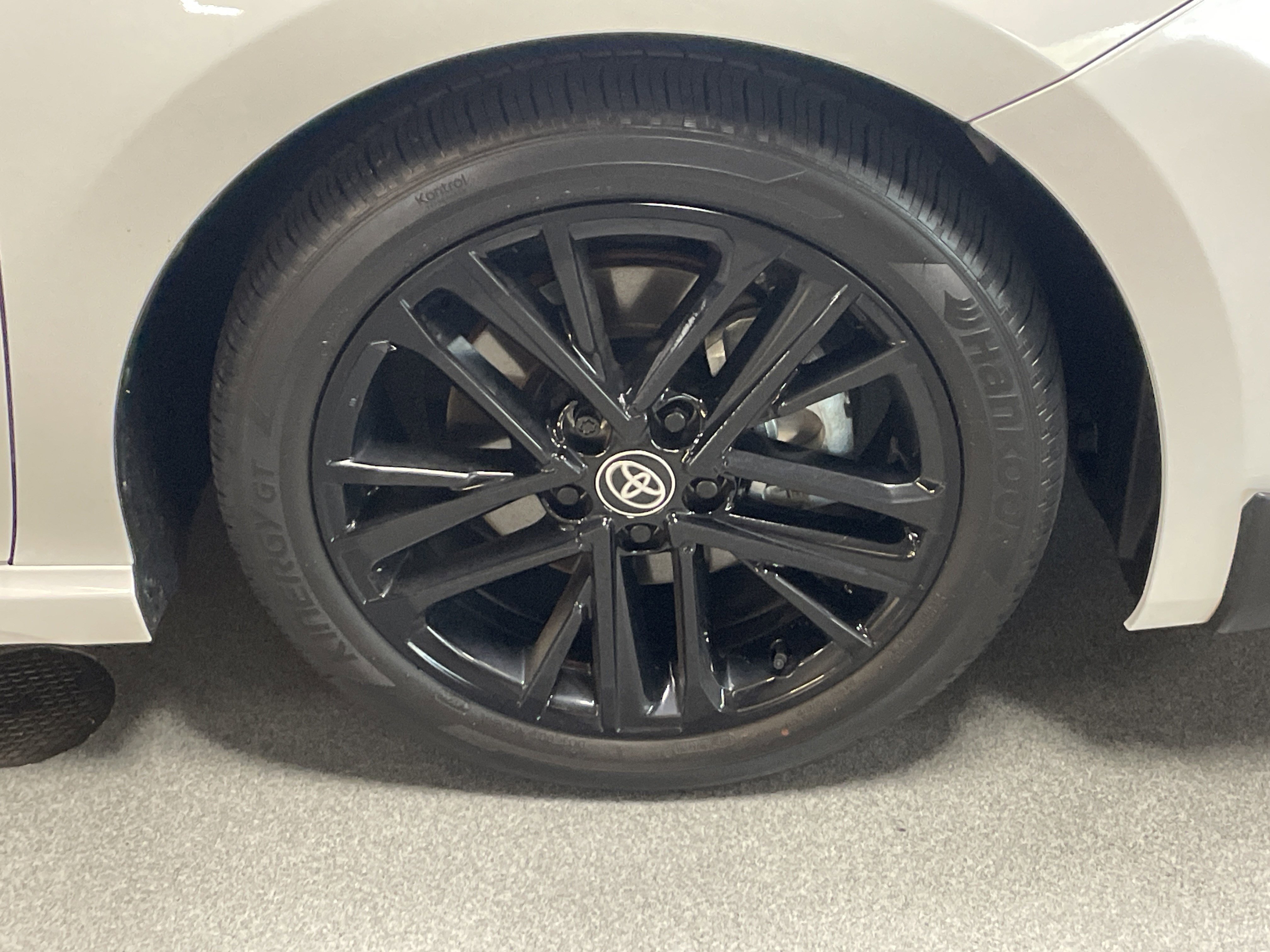 Certified 2025 Toyota Camry SE image 13