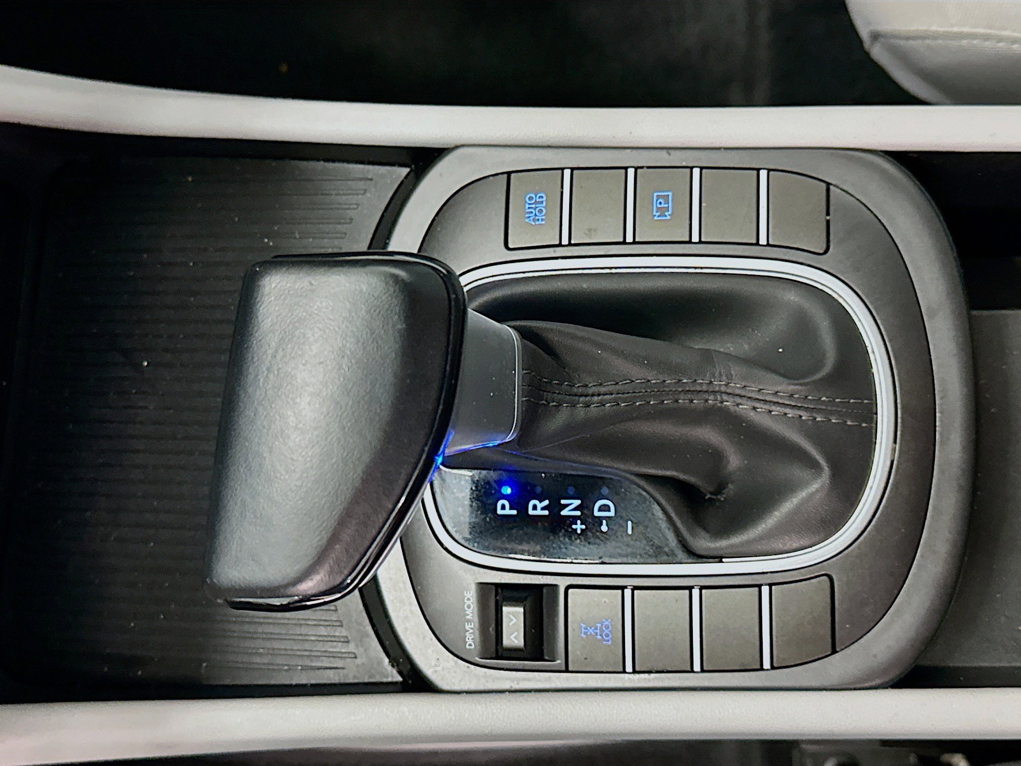 Used 2025 Hyundai Kona SEL image 25