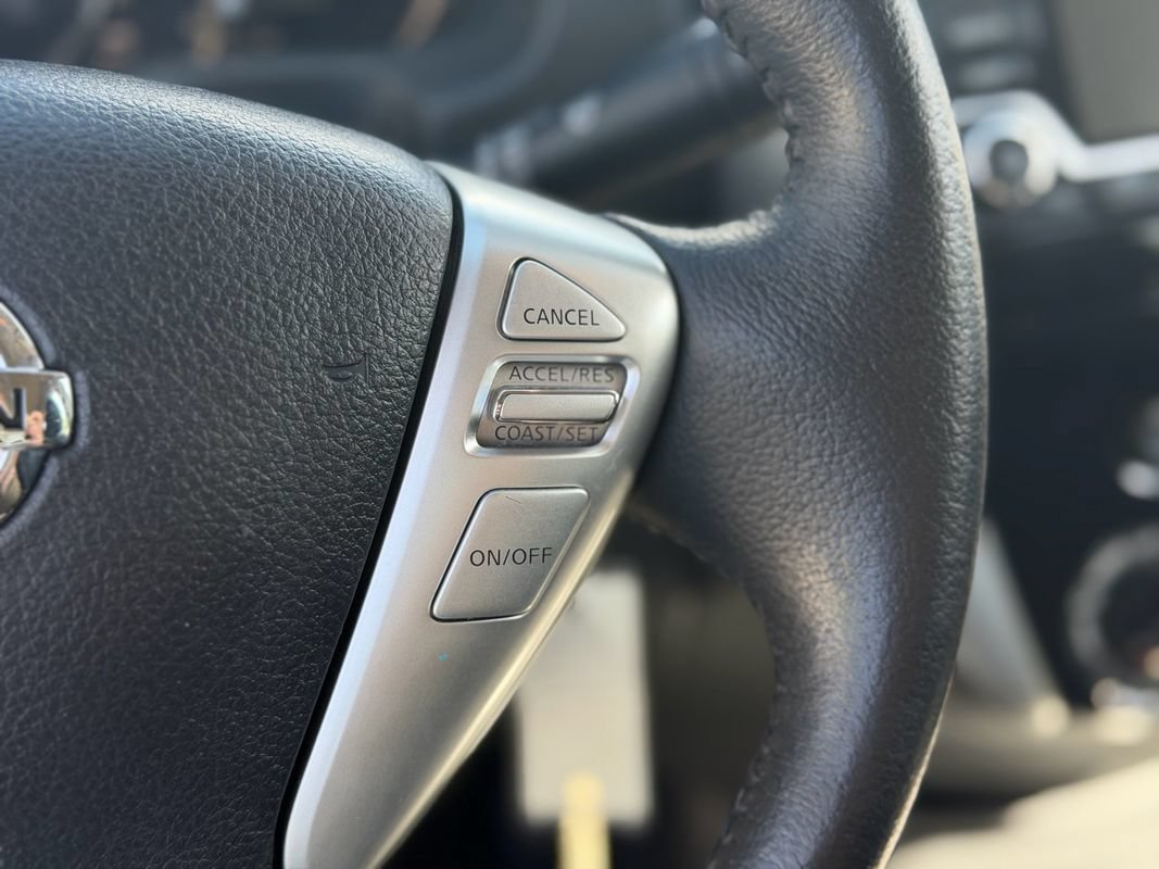 Used 2016 Nissan Versa Note SV FWD image 14