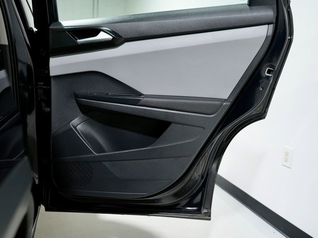 Used 2023 Volkswagen Taos S image 29