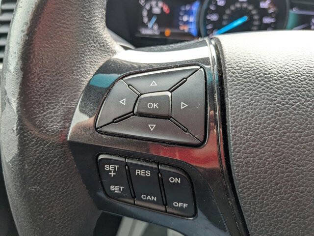 Used 2016 Ford Explorer XLT w/ Equipment Group 202A image 18