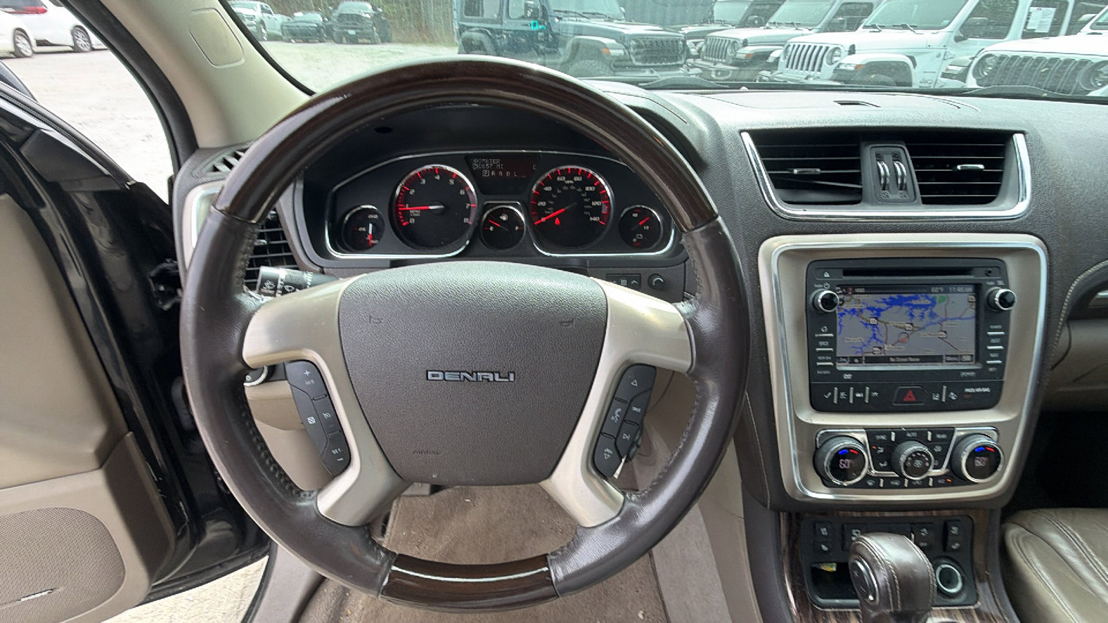 Used 2014 GMC Acadia Denali image 31