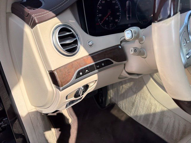 Used 2018 Mercedes-Benz S 560 4MATIC Sedan image 4