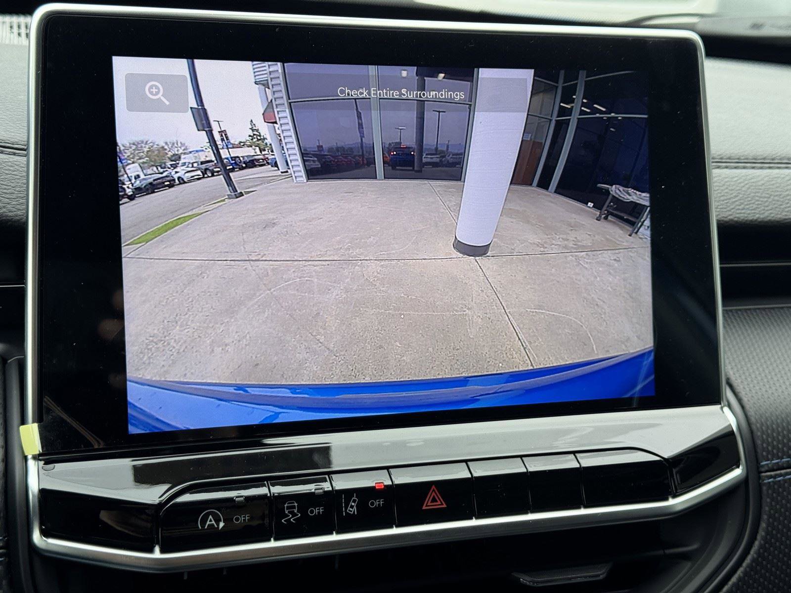 New 2026 Jeep Compass Latitude image 18