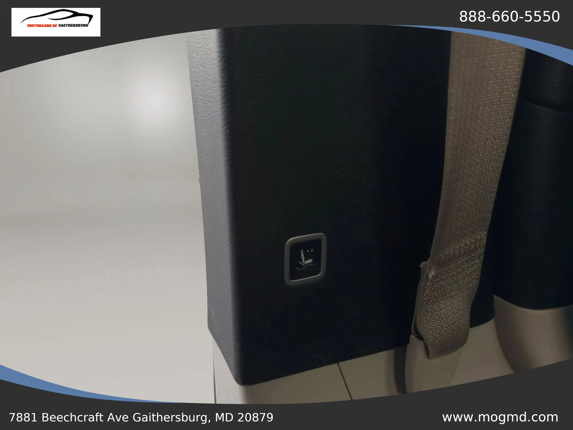 Used 2020 Chrysler Pacifica Touring-L image 33