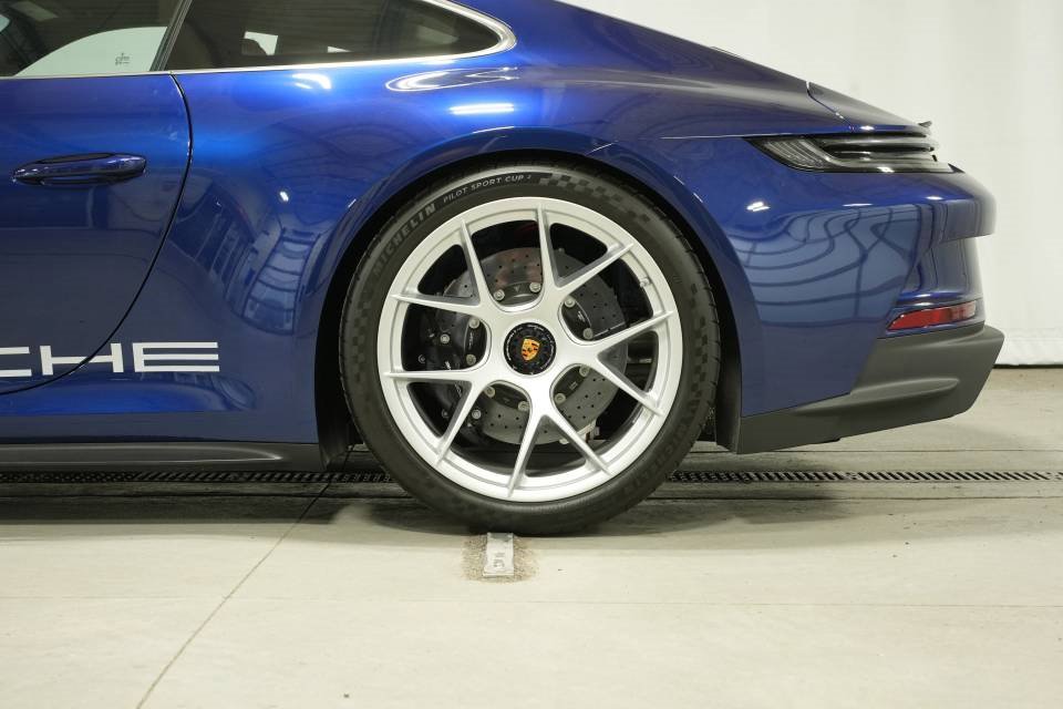 Used 2024 Porsche 911 GT3 RS image 44