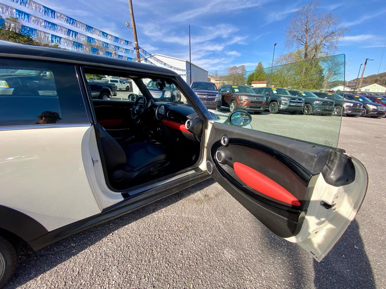 Used 2013 MINI Cooper Hardtop image 10