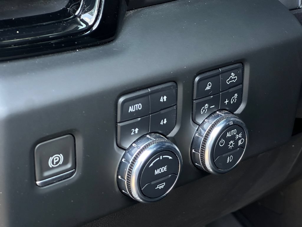 Used 2023 GMC Sierra 1500 AT4X AWD/4WD image 20