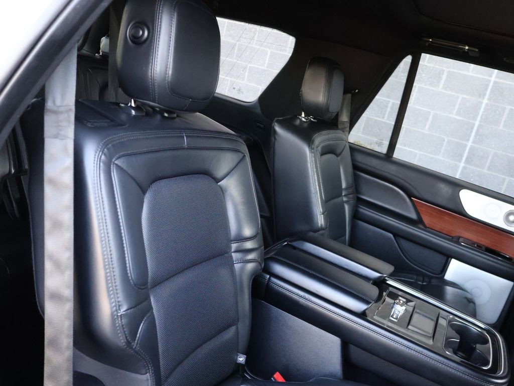 Used 2020 Lincoln Navigator Reserve w/ Equipment Group 208A Reserve image 14