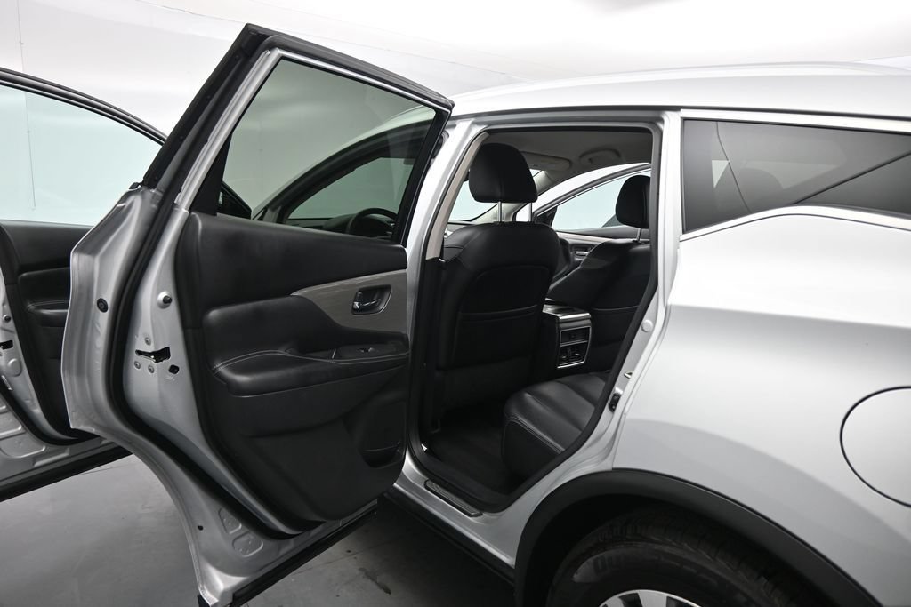 Used 2016 Nissan Murano SL FWD image 16