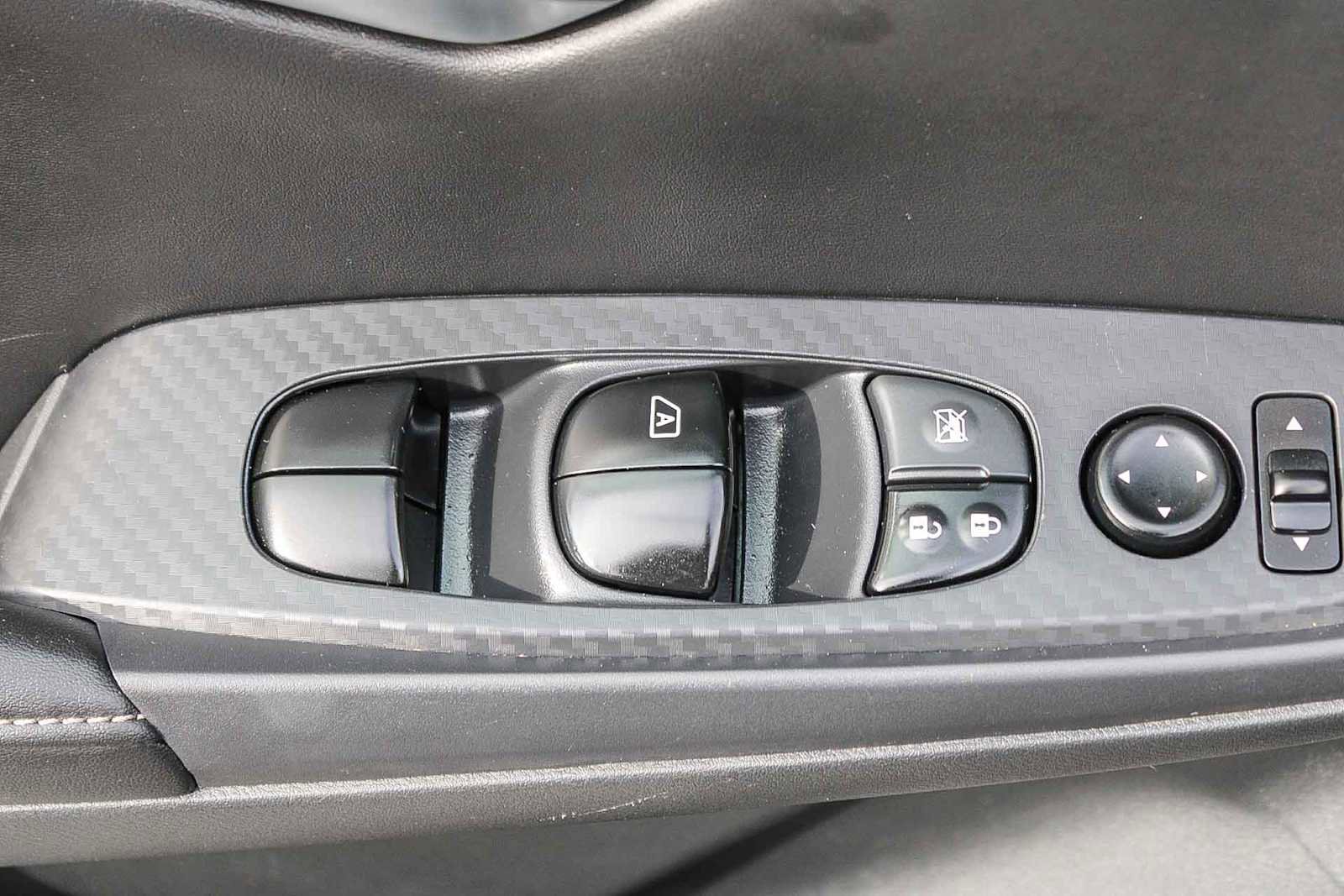 Used 2020 Nissan Sentra SV image 20