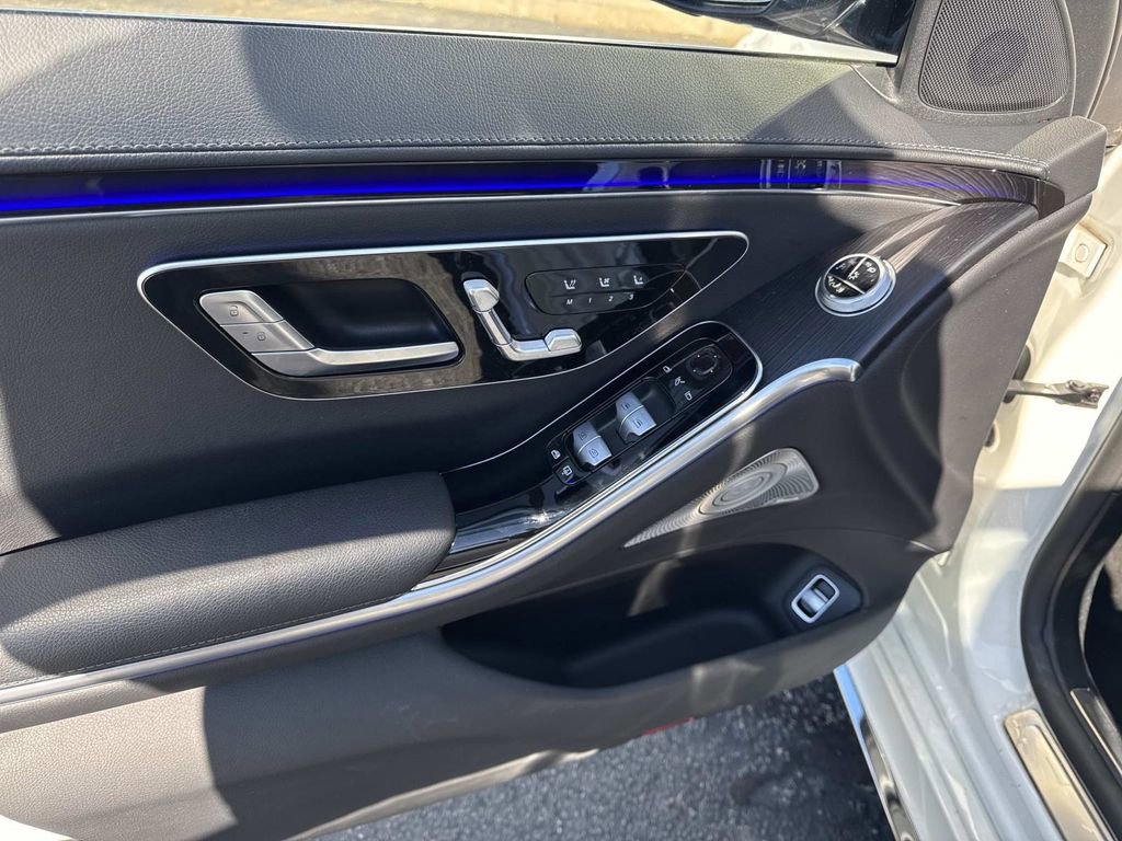 Certified 2023 Mercedes-Benz S 500 4MATIC w/ AMG Line image 17