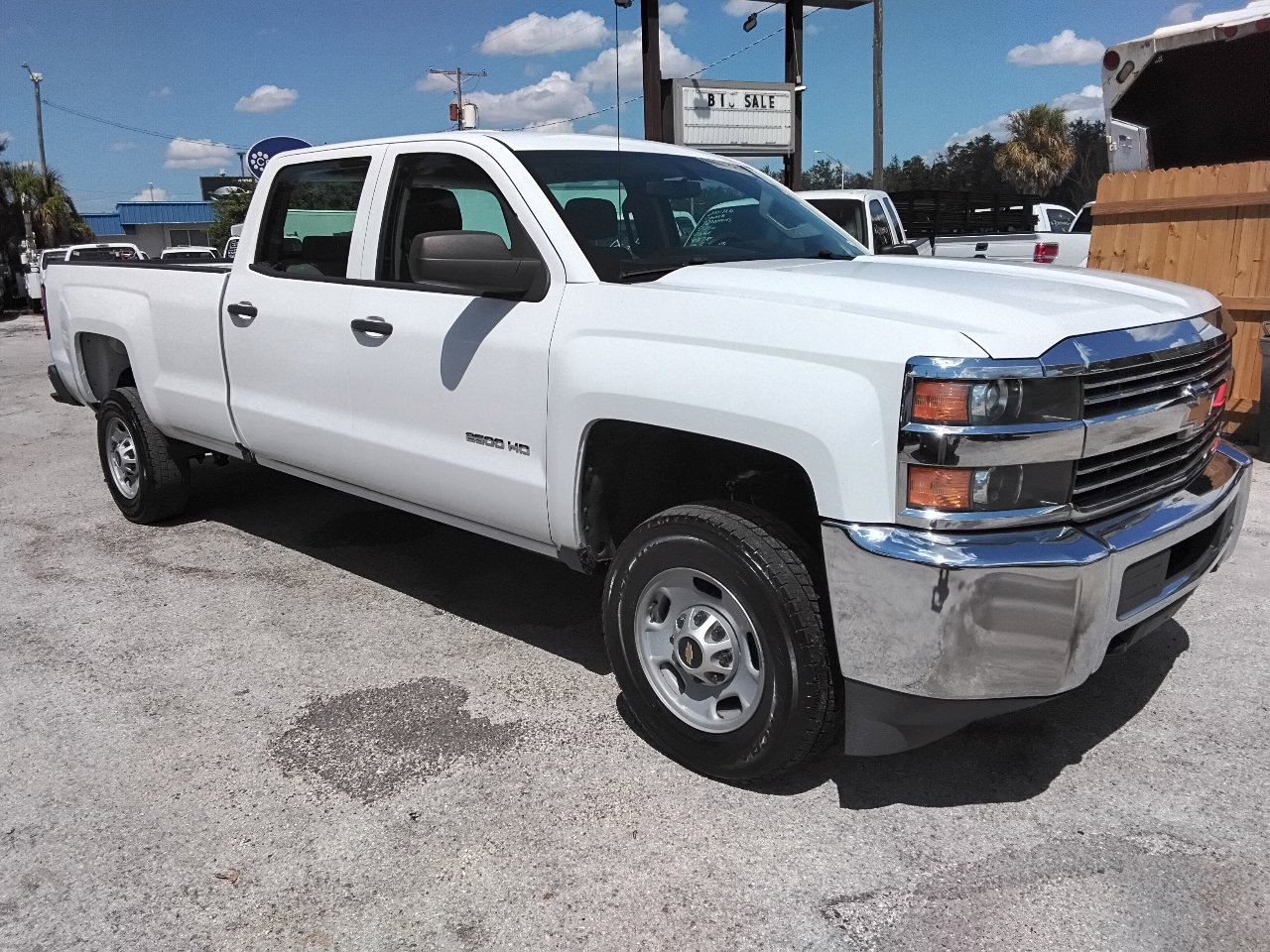 Used 2017 Chevrolet Silverado 2500 W/T image 3