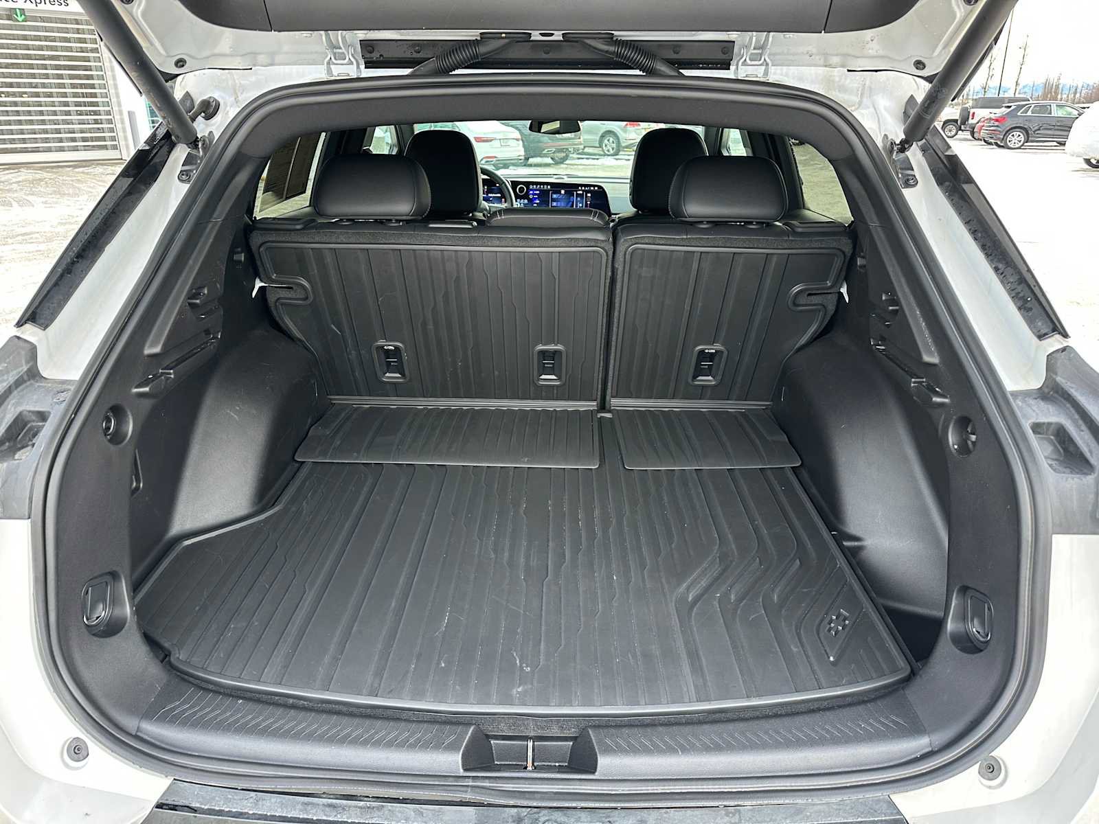 Used 2024 Chevrolet Equinox EV RS image 14